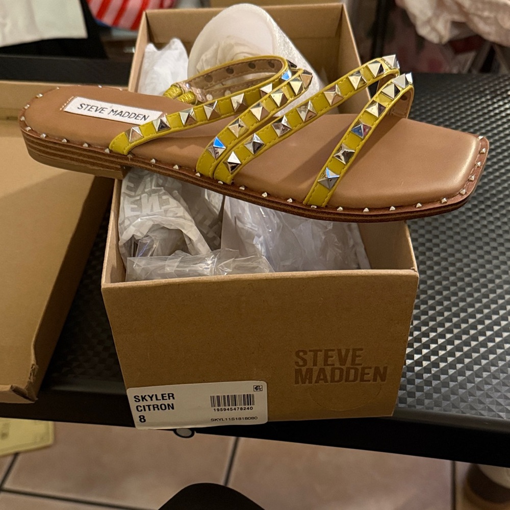 Steve Madden Citron Studded Sandals